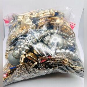 Vintage & Modern Gold & Silver Tone Mixed Metal Scrap/Wearable Jewelry Lot 10Lbs